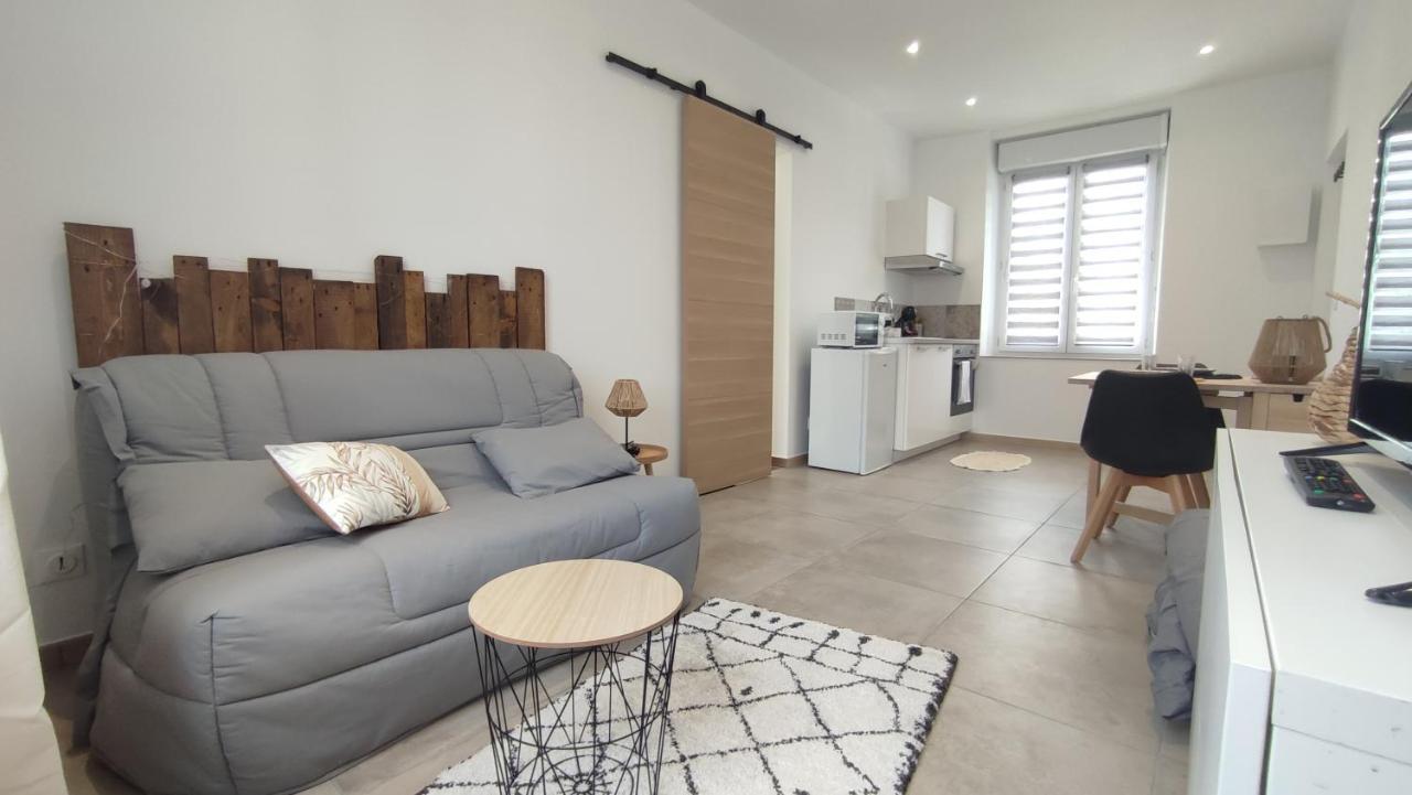 Studio Chill Chez Jules & Fiona Draguignan Bagian luar foto